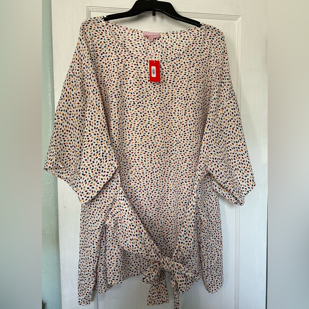Kara Tie Front Top